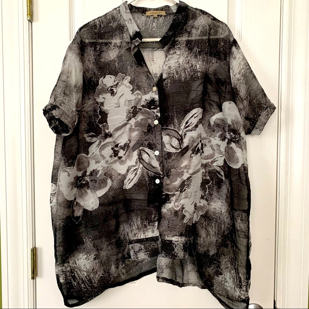 Veinfuns half sleeve stand collar flower blouse